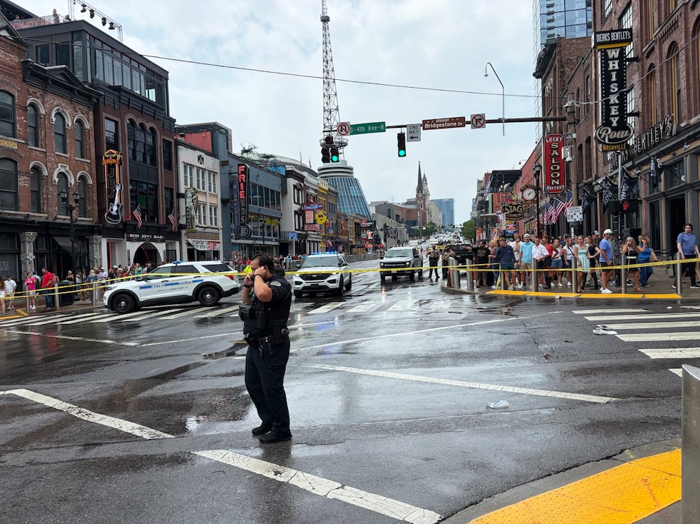 Pedestrians reportedly hit in Downtown Nashville