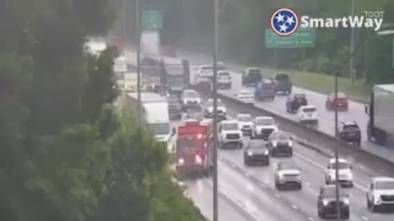 HAZMAT responding to tractor-trailer crash on I-40, Knoxville police say