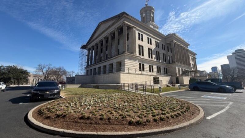 Proyecto HB1711 avanza en primer comité en Tennessee y genera fuerte oposición de educadores y...