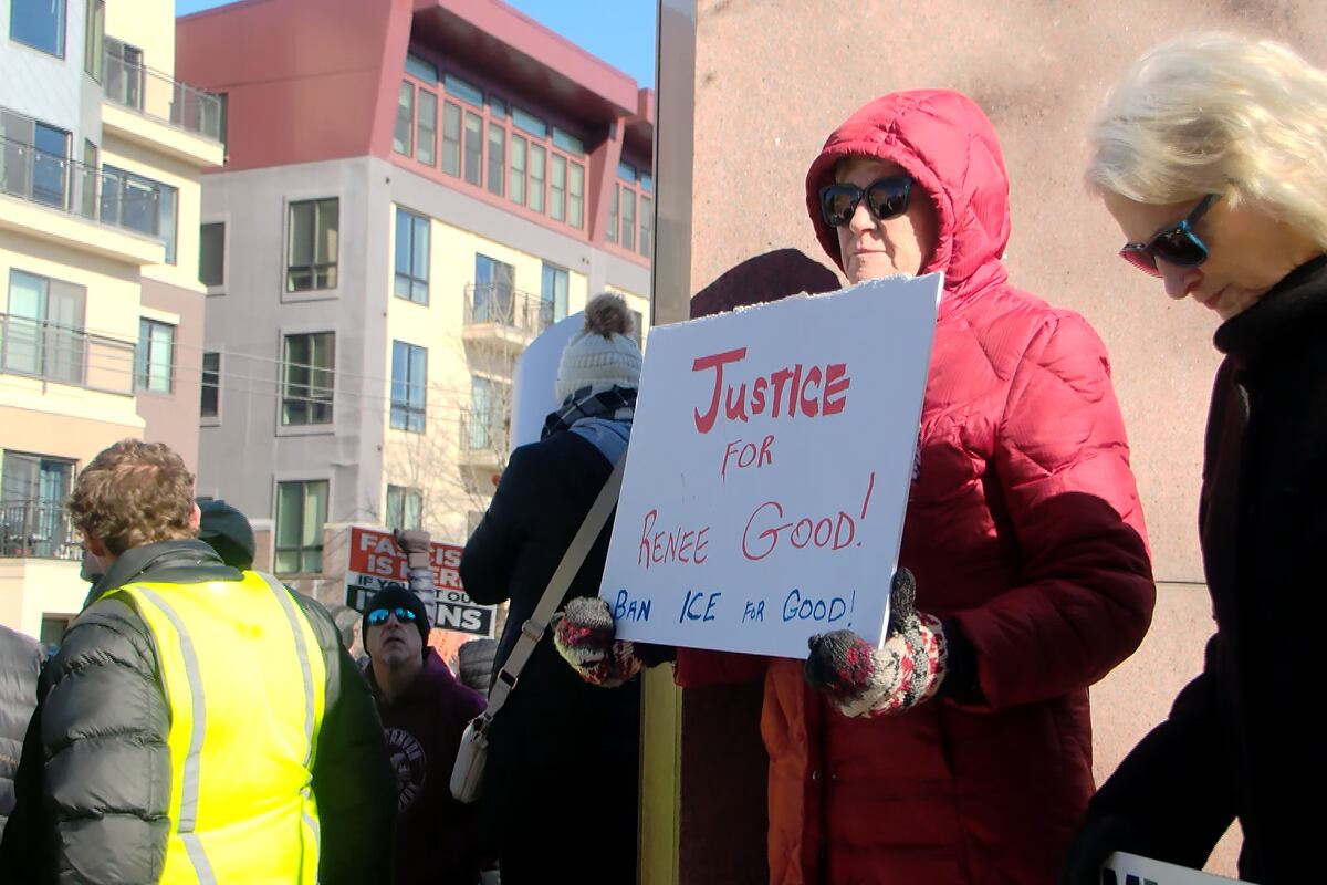 preloaded gallery image