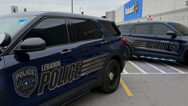 Amenaza de bomba provoca desalojo en Walmart de Lebanon