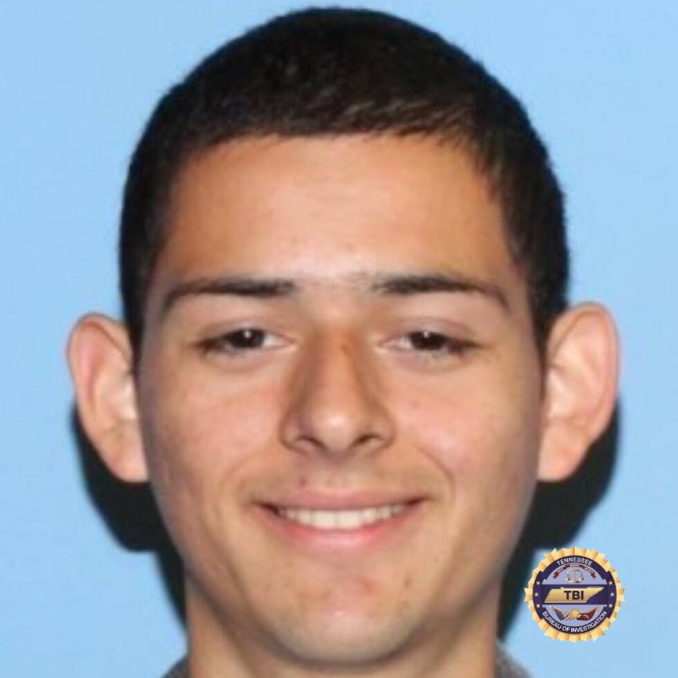 Se cree que Allen Bautista Milla, de 21 años, es responsable del accidente fatal que mató a...