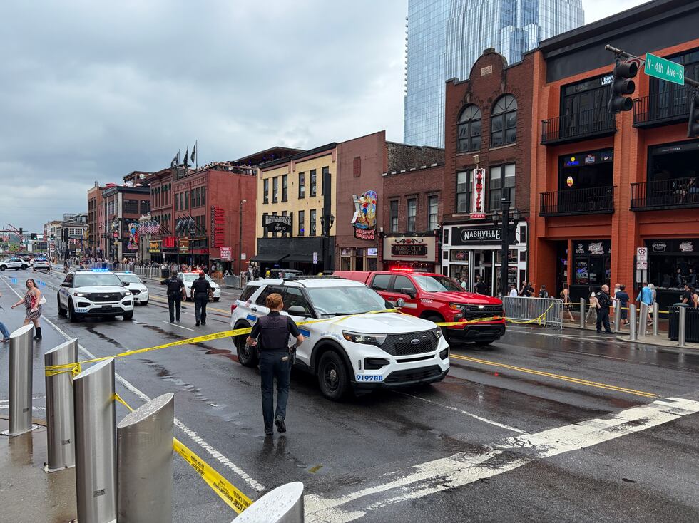 Pedestrians reportedly hit in Downtown Nashville
