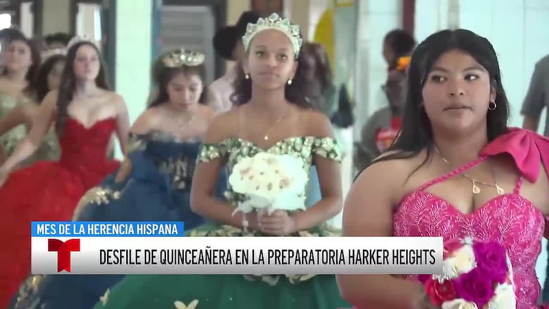 Preparatoria Harker Heights celebra la cultura hispana con desfile de quinceañeras